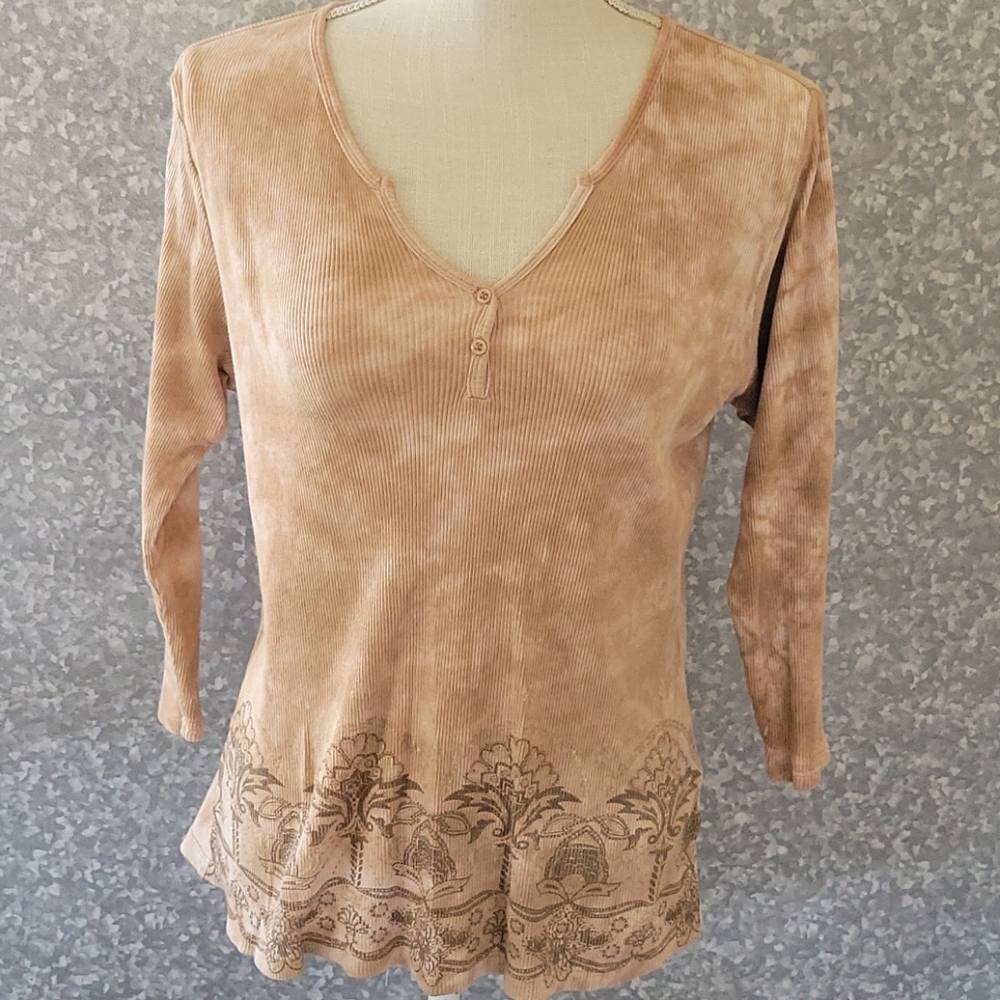 Suzee t acid wash top size large